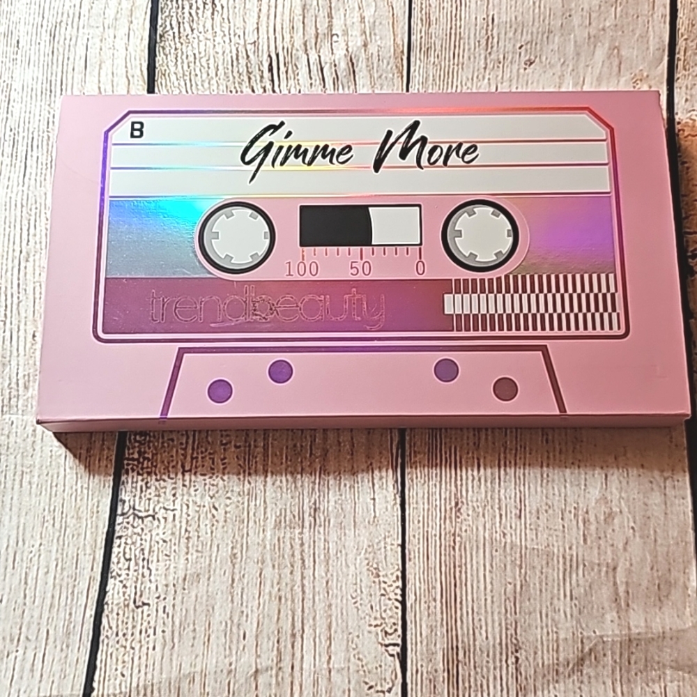 New Trendbeauty Gimme More Eyeshadow Palette